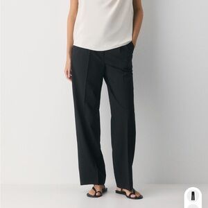 Aritzia Effortless Pant
